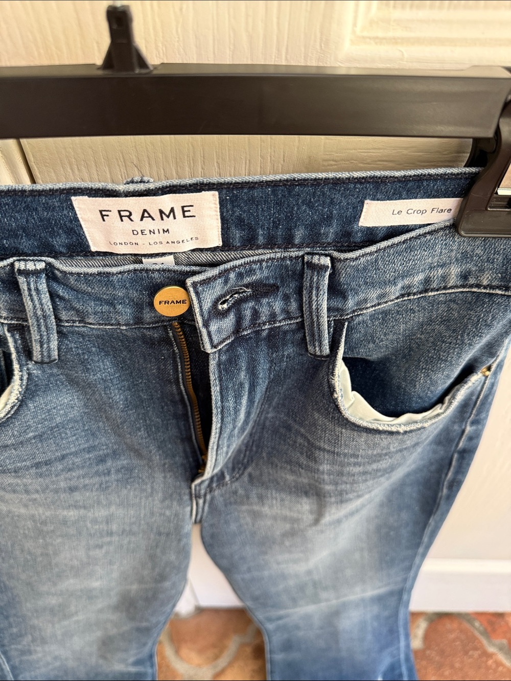 Frame Denim Mid Wash Jeans - Picture 2 of 4